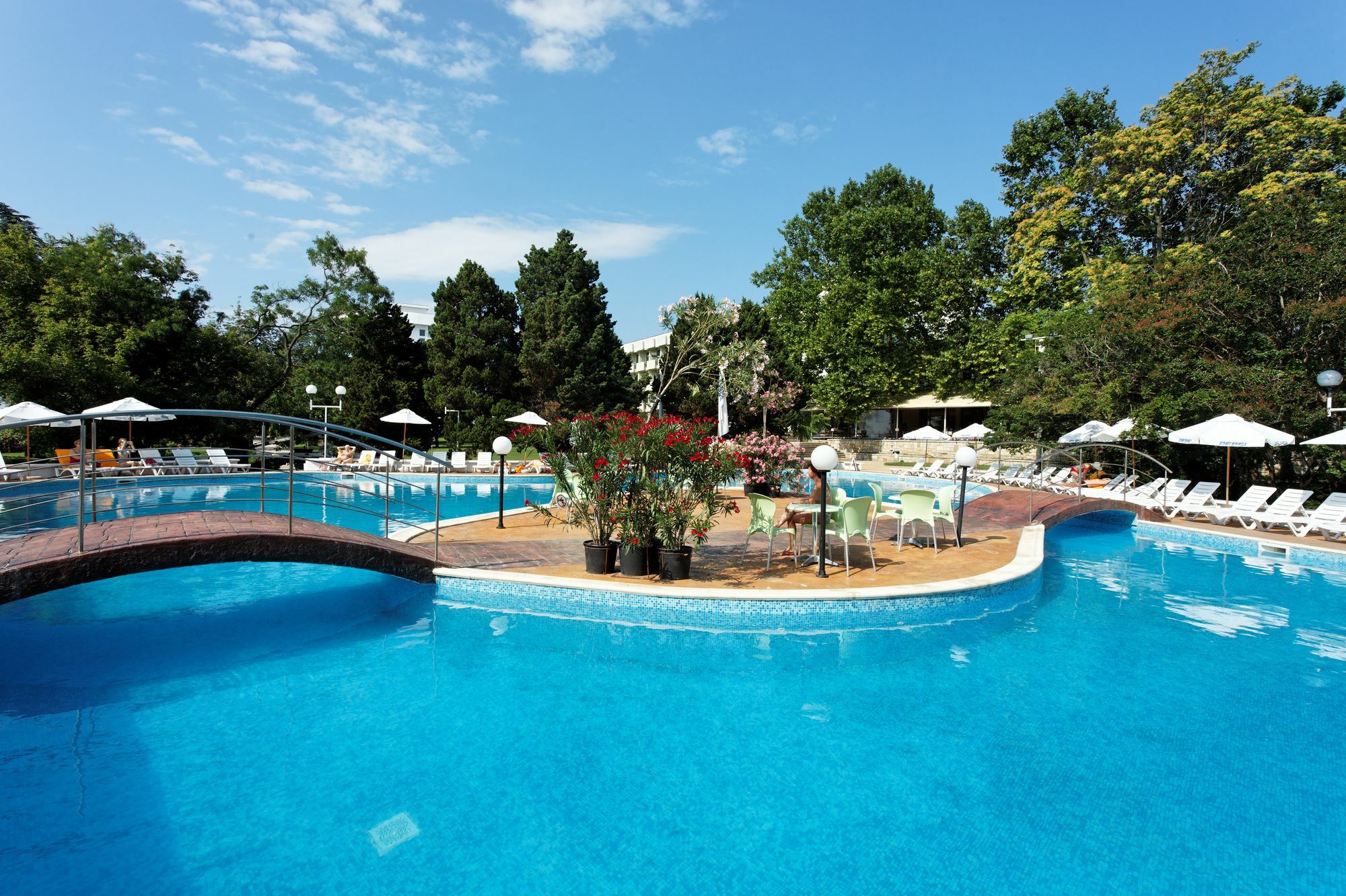 Hotel Lebed Varna ภายนอก รูปภาพ